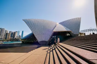 Sydney Opera House Official Guided Tour with Dine