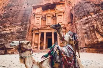 2-Day Private Driver Transfer – Amman to Petra, Wadi Rum, Dead Sea