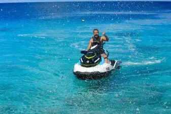 Fakarava Jet Ski Tour – Lagoon Adventure Experience