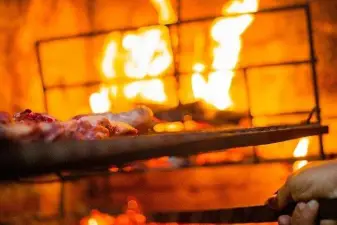 Mendoza Asado BBQ Experience – Local Host and Wine Tasting