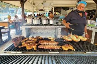 St Maarten Private Sightseeing Tour – Best Island Highlights