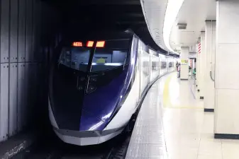 Tokyo Keisei Skyliner: Narita Airport – Central Tokyo