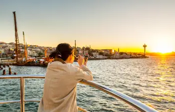 Bosphorus Guided Sightseeing Cruise – Istanbul Cruise Tour