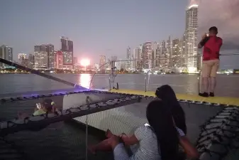 Sunset Catamaran Cruise – All Inclusive Panama Bay Tour
