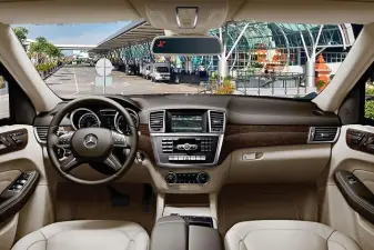 Private Transfer from Fanar Hotel and Residence Salalah to Salalah Airport (SLL)