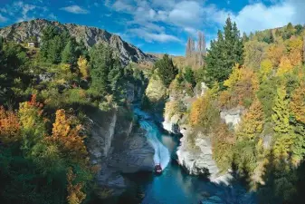 Shotover River Jet Boat Ride – Queenstown Adventure Experience