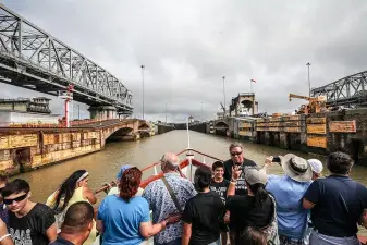 Panama Canal Partial Transit Tour – Guided Cruise Experience