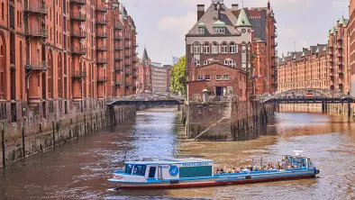 Hamburg one-hour harbor cruise tour