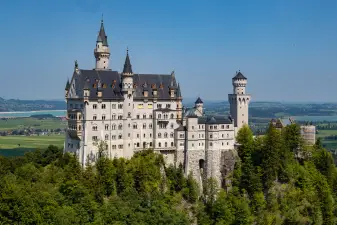 Neuschwanstein & Linderhof Castle Day Tour from Munich
