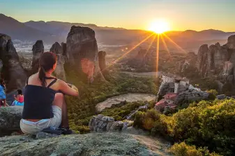 Meteora 1 Day Tour from Athens with Optional Lunch by Bus