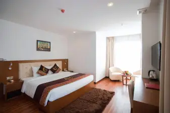 Centre Hotel