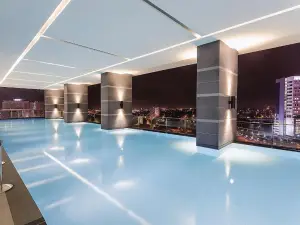 The Shore Hotel & Residences