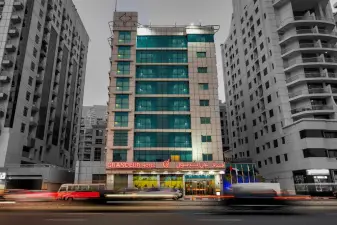 Grandeur Hotel