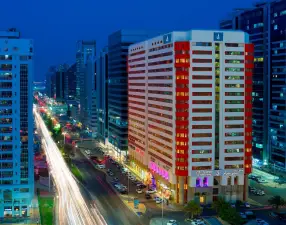 City Seasons Al Hamra Hotel