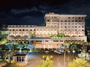 I Hotel Batam