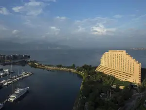 Gold Coast Hotel