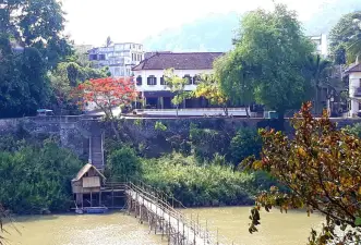 Saynamkhan River View