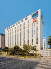 ibis New Delhi Aerocity - An AccorHotels Brand