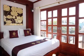 Manorom Boutique Hotel