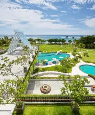 MERUSAKA Nusa Dua