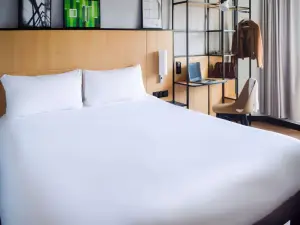Ibis Paris Tour Eiffel Cambronne 15Eme